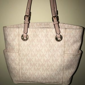 Michael Kors Jet Set Signature Ballet Pink Tote